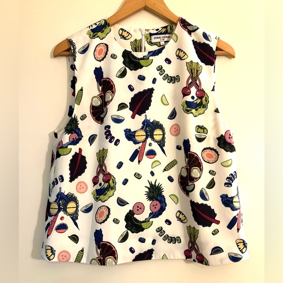 Opening Ceremony Tops - RARE FIND! Opening Ceremony Fruit Face Sleeveless Top in White. Size L
